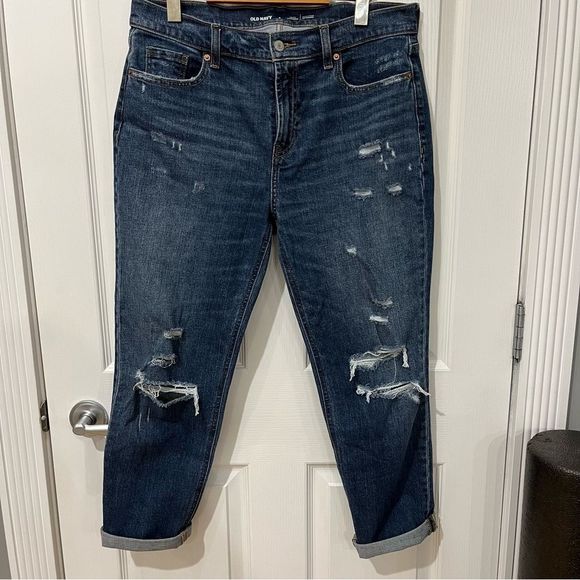 Old Navy distressed mid rise boyfriend jeans size 8 - Picture 6 of 8